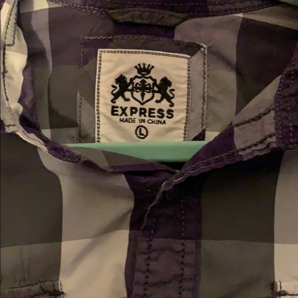 Express Button-Up - Picture 3 of 4